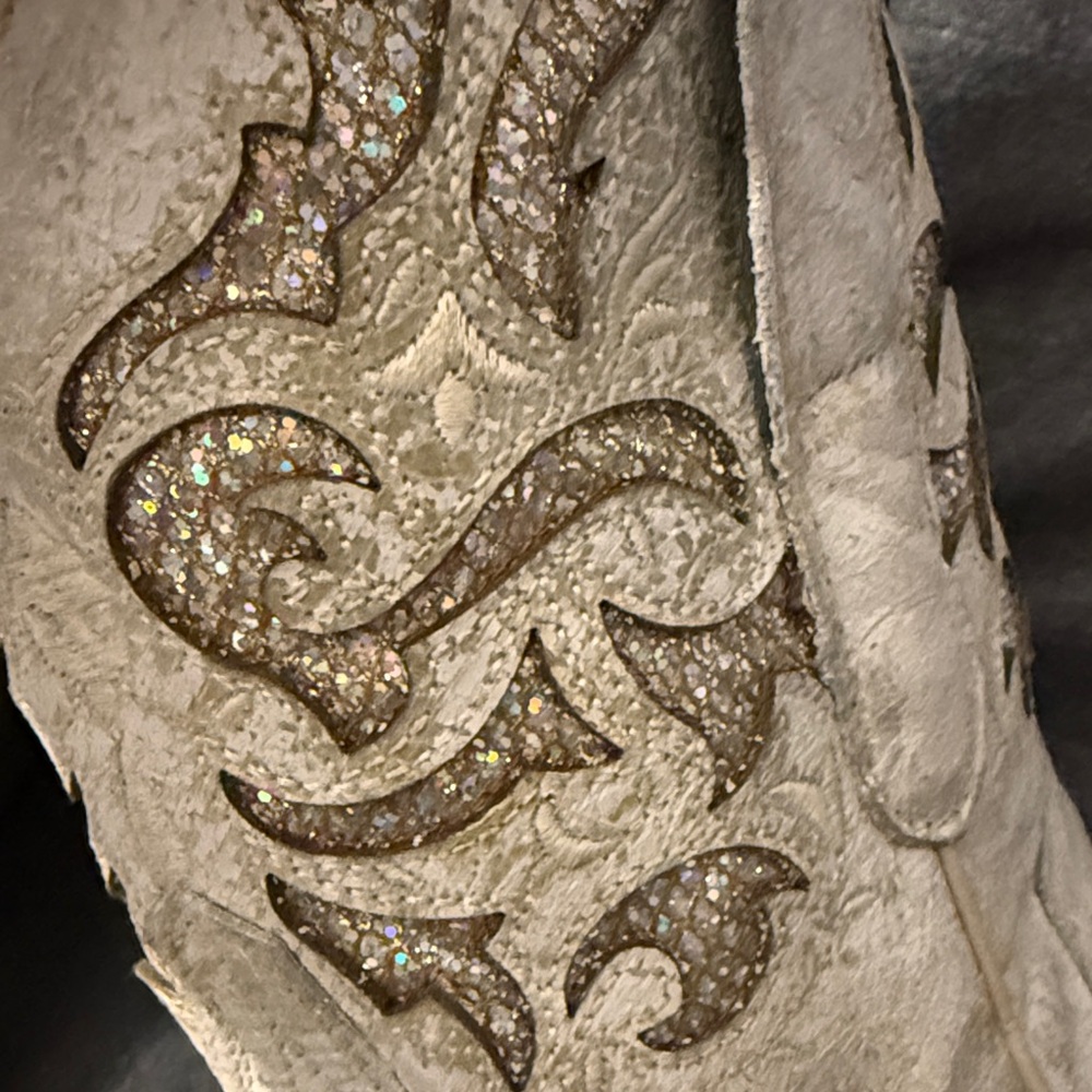 J.B. Dillon Cream Embroidered Heeled Boots - Picture 7 of 7